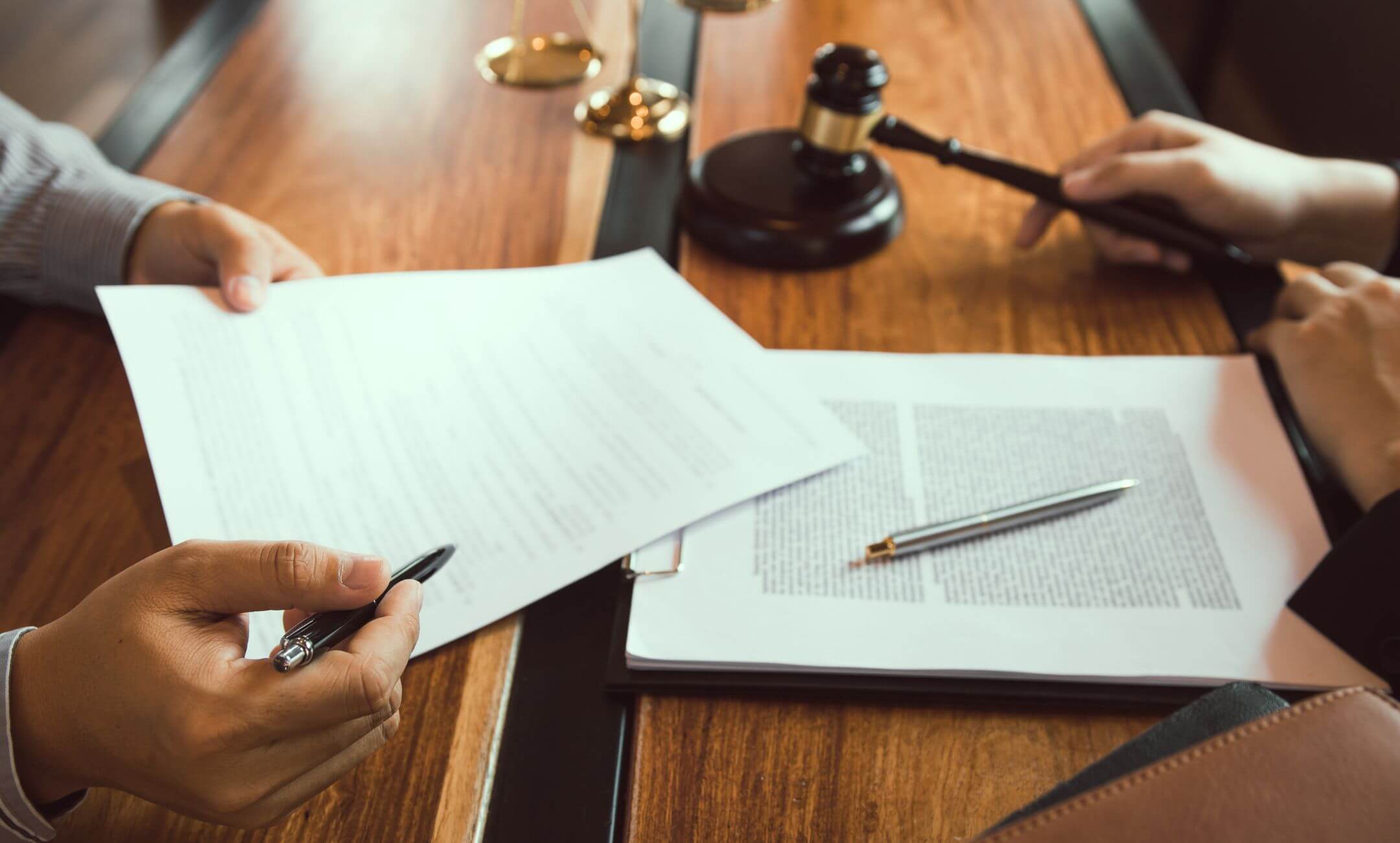 Litigios Civiles, Comerciales y Penales